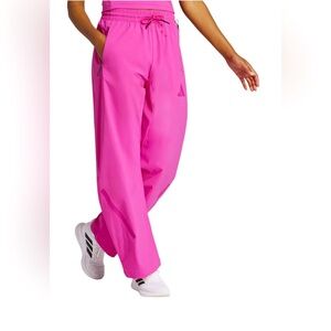 Adidas Women's ZNE  Woven Straight Leg Pants. Sz L